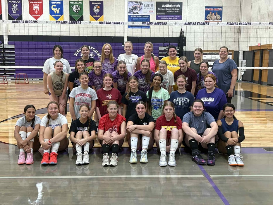 2025 Volleyball Team